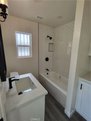 231 E Century, Los Angeles, CA 90003