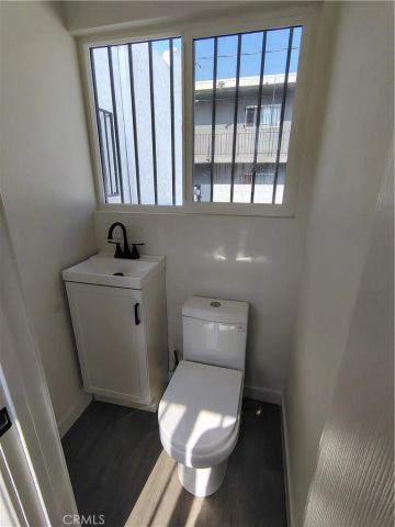 231 E Century, Los Angeles, CA 90003