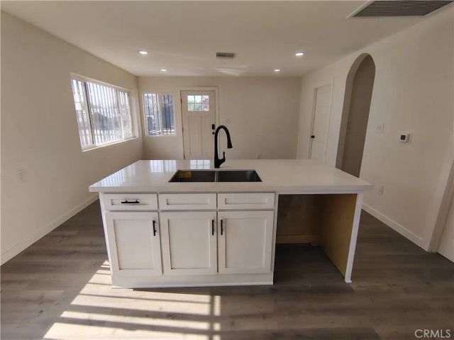 231 E Century, Los Angeles, CA 90003