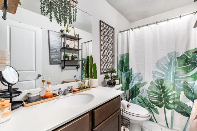 126 Balsam ST, Hutto, TX 78634