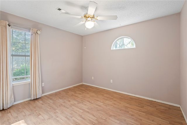 3182 Oakfield Street, Fayetteville, AR 72704