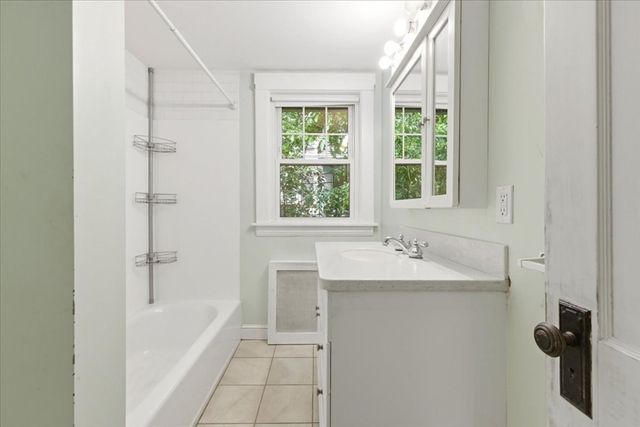 101 Monroe St, Norwood, MA 02062