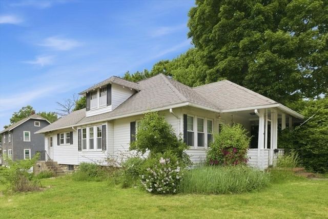 101 Monroe St, Norwood, MA 02062