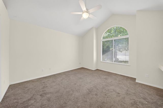 7188 N Geraldine Avenue, Fresno, CA 93711