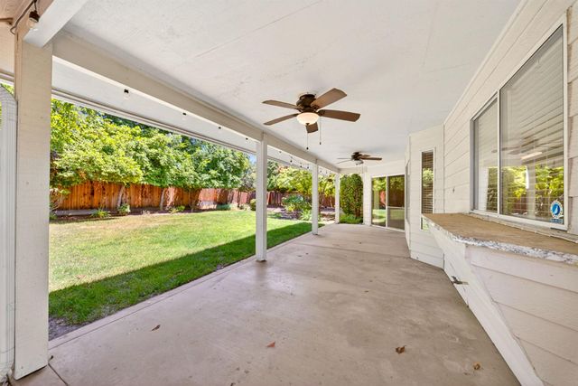 7188 N Geraldine Avenue, Fresno, CA 93711