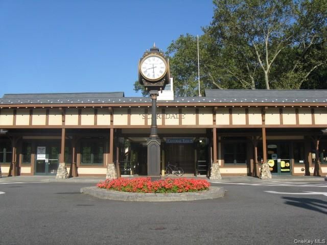 142 Garth Road 2N, Scarsdale, NY 10583