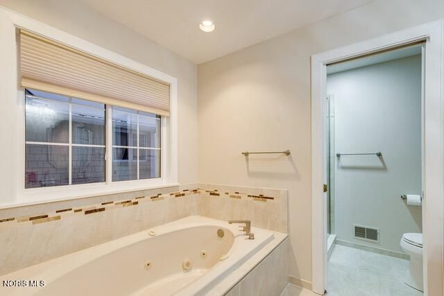 9504 Sheffield Road, Perrysburg, OH 43551