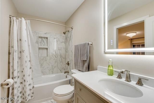 9504 Sheffield Road, Perrysburg, OH 43551