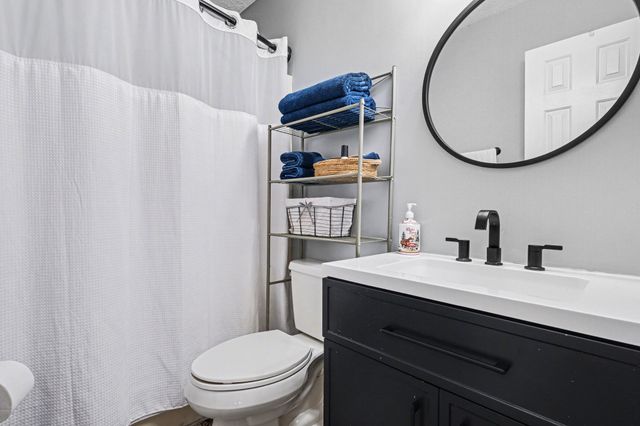 215 Westlynn Dr, Lebanon, TN 37087