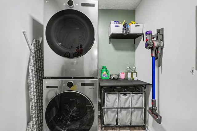 215 Westlynn Dr, Lebanon, TN 37087