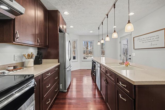 215 Westlynn Dr, Lebanon, TN 37087