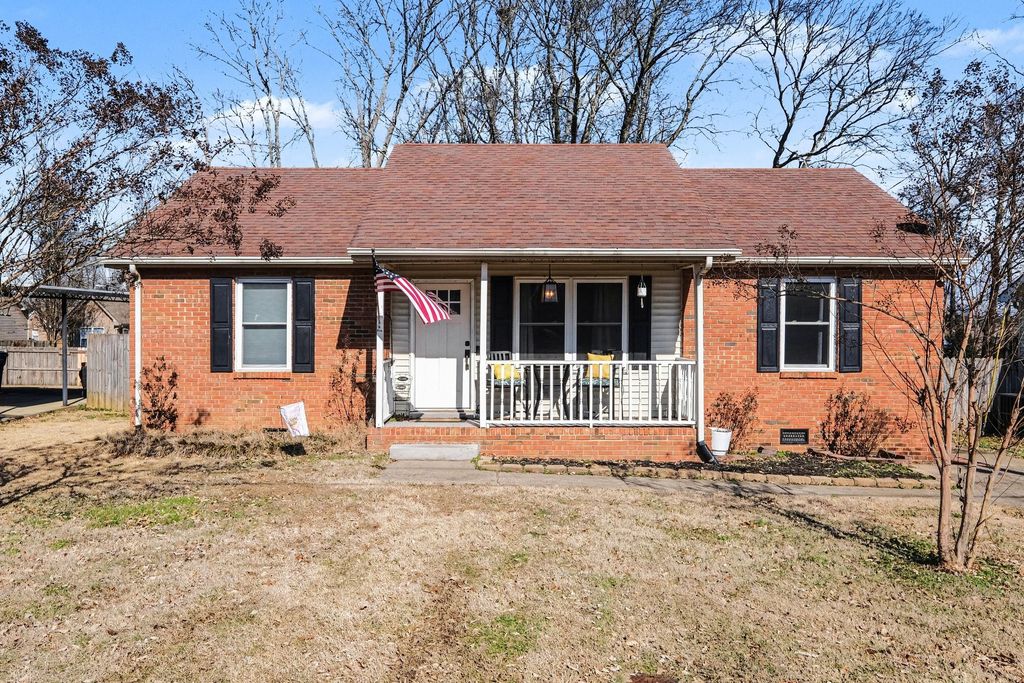 215 Westlynn Dr, Lebanon, TN 37087