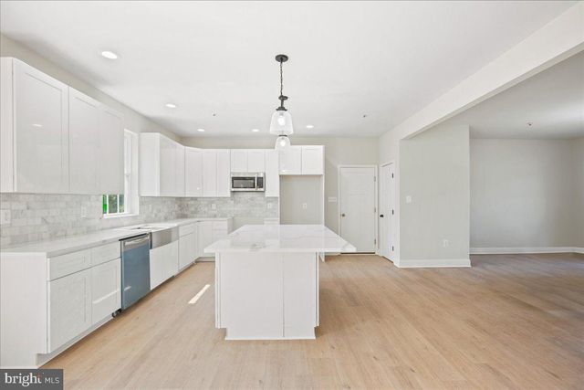 7016 GRACE LANDING CT, Hughesville, MD 20637