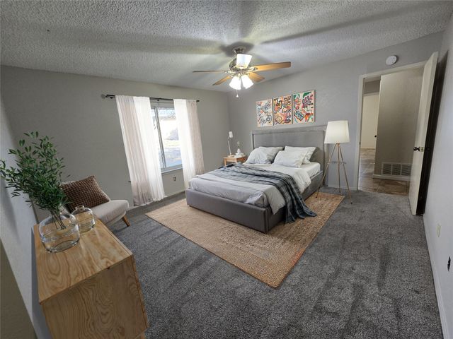 301 E 6th Street, Weatherford, TX 76086