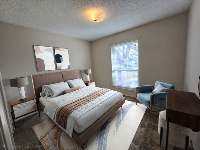 301 E 6th Street, Weatherford, TX 76086