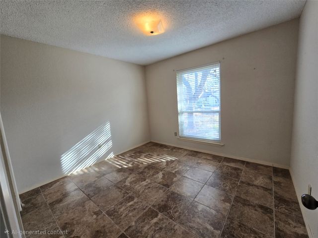 301 E 6th Street, Weatherford, TX 76086