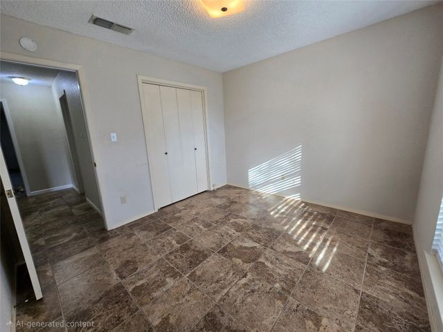 301 E 6th Street, Weatherford, TX 76086