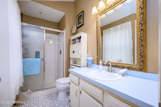 4 Boston Court, Howell, NJ 07731
