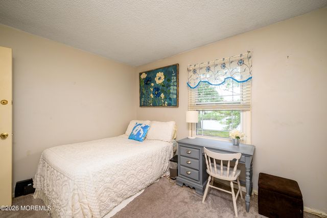 4 Boston Court, Howell, NJ 07731