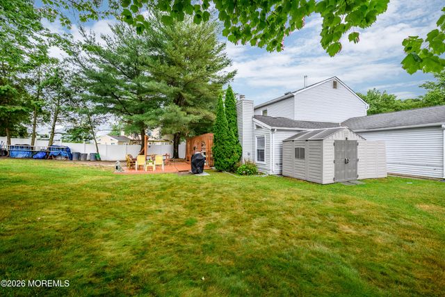 4 Boston Court, Howell, NJ 07731