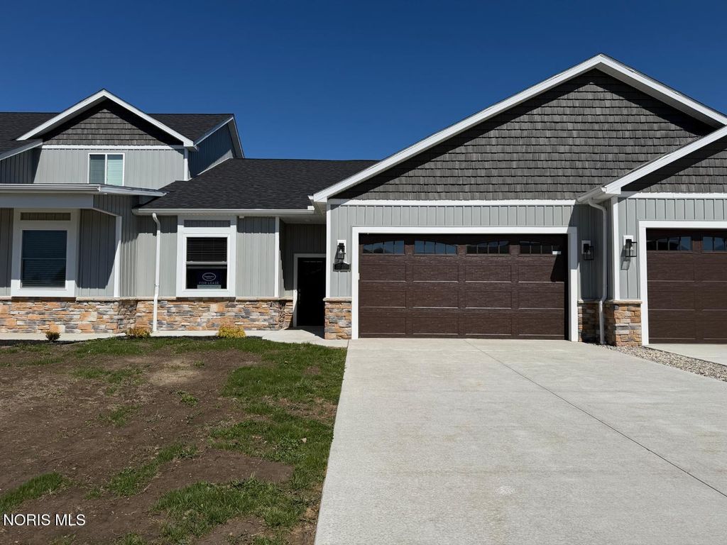 237 S Bridge Road, Northwood, OH 43619