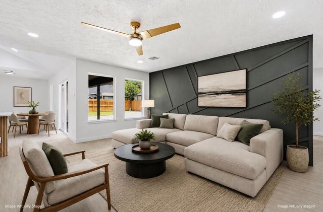 25402 Thistlewaite Lane, Spring, TX 77373