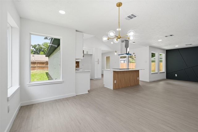 25402 Thistlewaite Lane, Spring, TX 77373
