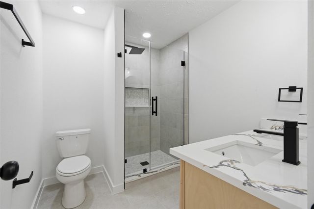 25402 Thistlewaite Lane, Spring, TX 77373