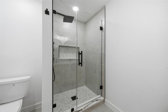 25402 Thistlewaite Lane, Spring, TX 77373