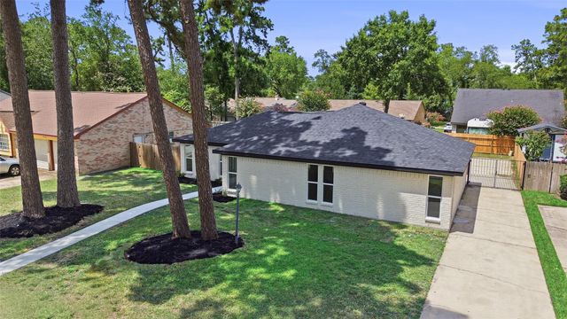 25402 Thistlewaite Lane, Spring, TX 77373