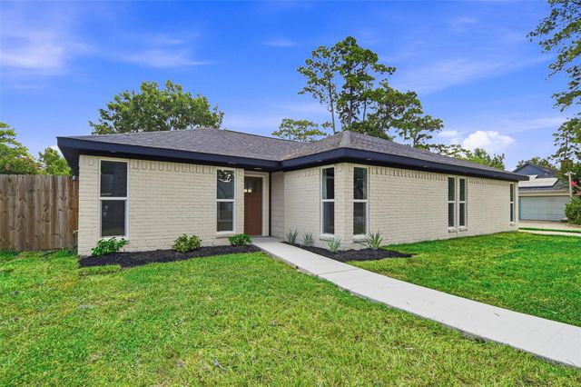 25402 Thistlewaite Lane, Spring, TX 77373