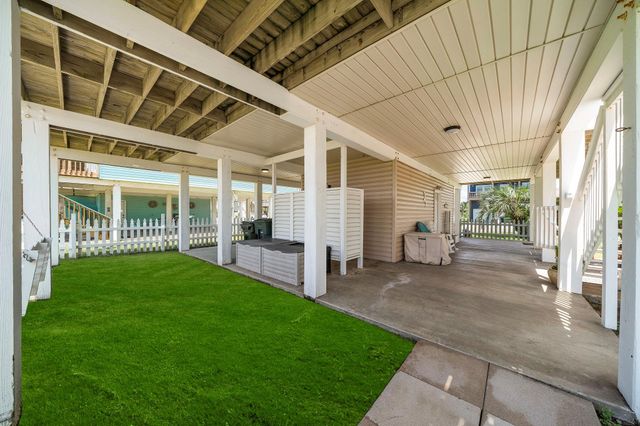 22321 Vista Del Mar, Galveston, TX 77554