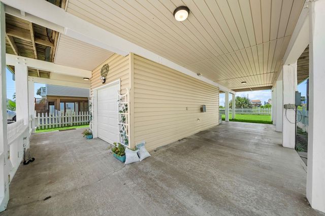 22321 Vista Del Mar, Galveston, TX 77554