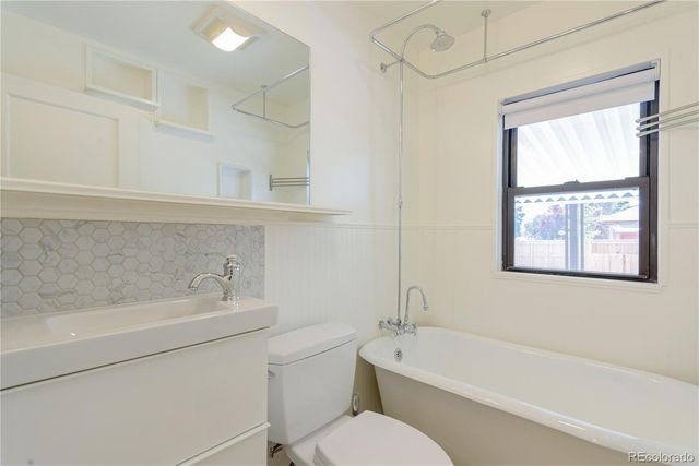 2701 N Steele Street, Denver, CO 80205