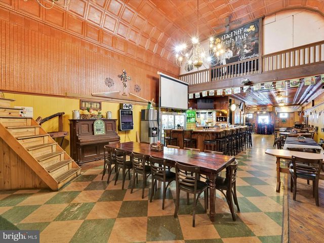 30 W CENTRE ST, Mahanoy City, PA 17948