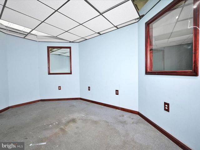 30 W CENTRE ST, Mahanoy City, PA 17948