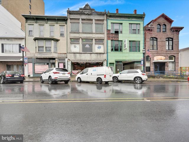 30 W CENTRE ST, Mahanoy City, PA 17948
