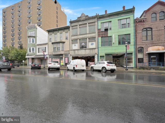 30 W CENTRE ST, Mahanoy City, PA 17948