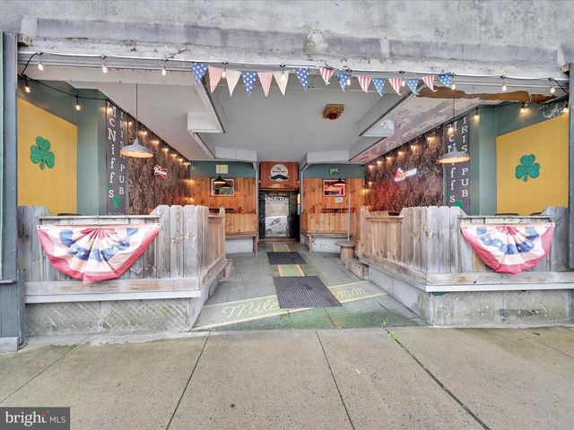 30 W CENTRE ST, Mahanoy City, PA 17948