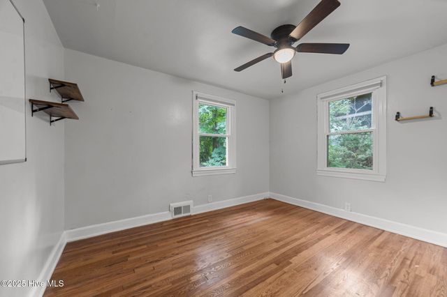 2506 Madison Circle, Greenville, NC 27858