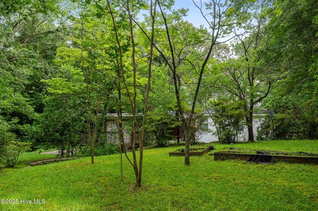 2506 Madison Circle, Greenville, NC 27858