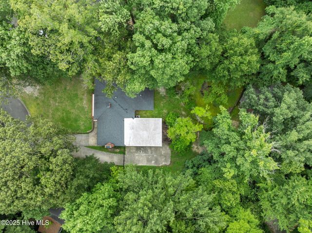 2506 Madison Circle, Greenville, NC 27858