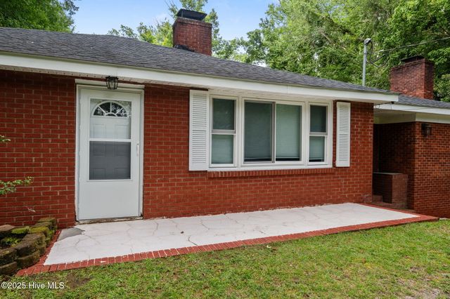 2506 Madison Circle, Greenville, NC 27858