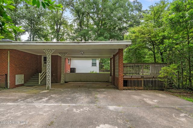 2506 Madison Circle, Greenville, NC 27858