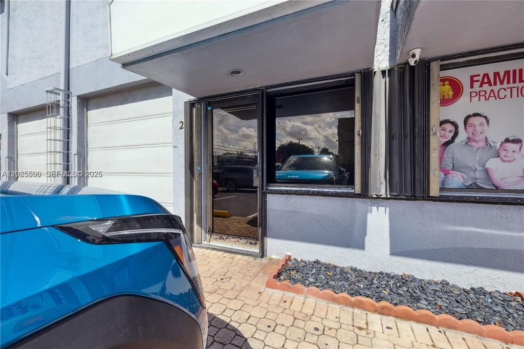 Image 13 of property listing at 1671 W 37th St 2, Hialeah, FL 33012