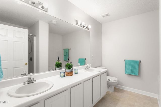 605 Huntingdon Street, Elon, NC 27244