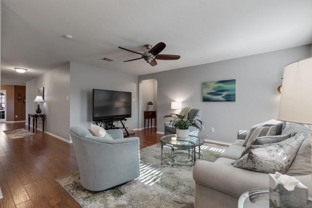 2042 Dragon TRL, New Braunfels, TX 78130