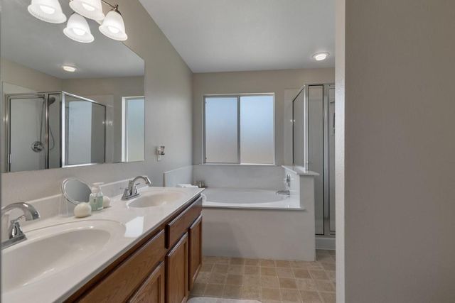 2042 Dragon TRL, New Braunfels, TX 78130