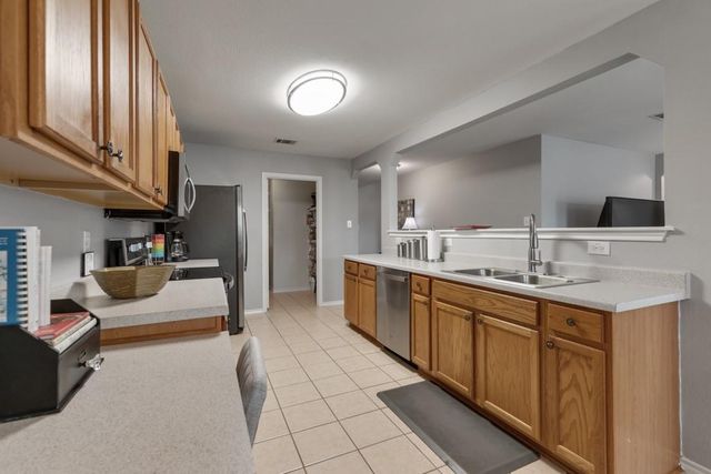 2042 Dragon TRL, New Braunfels, TX 78130