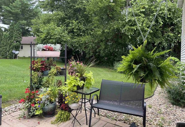 1209 N Forest Lane #1, Prairie Du Sac, WI 53578